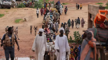 Sudan refugees leaving Khartum